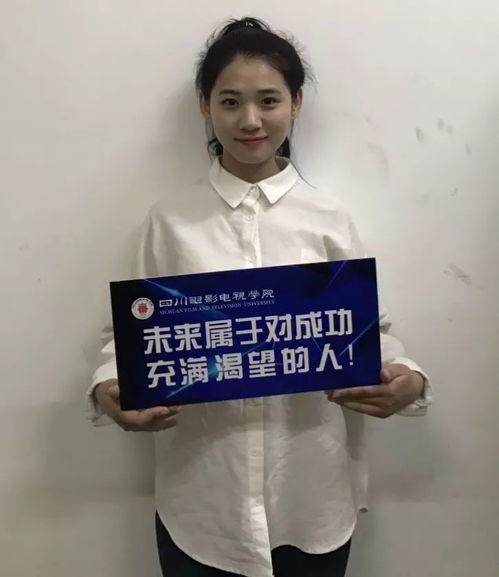 吃瓜艺术黄群,黄群带你领略瓜界风云