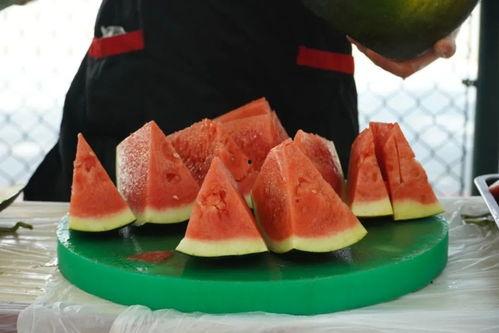 汉职吃瓜,揭秘吃瓜群众的趣味生活