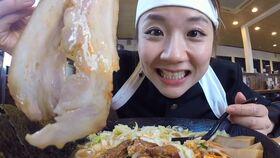 瓜小梦吃娃子,瓜小梦的娃子美食之旅